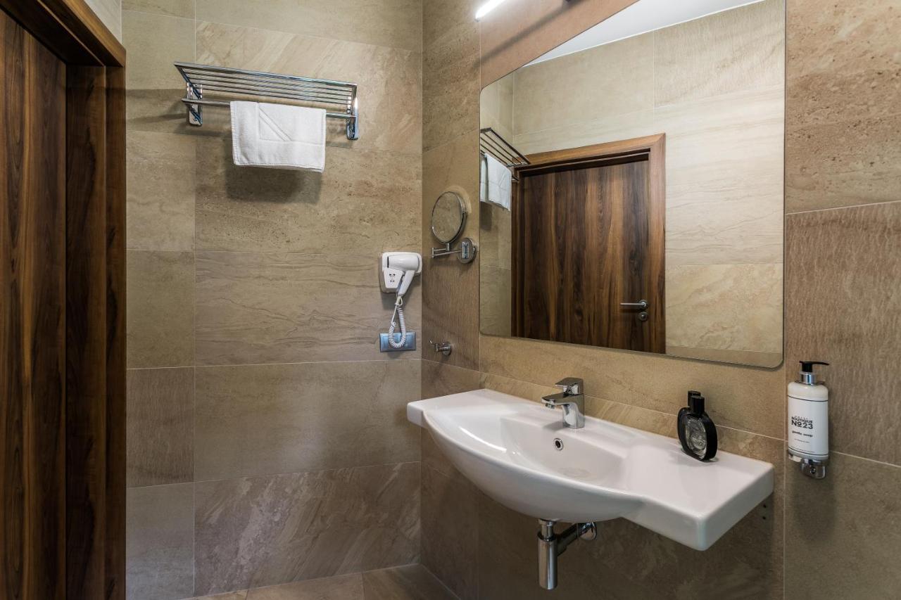 No.23 Premium Aparthotel Kraków Exteriör bild